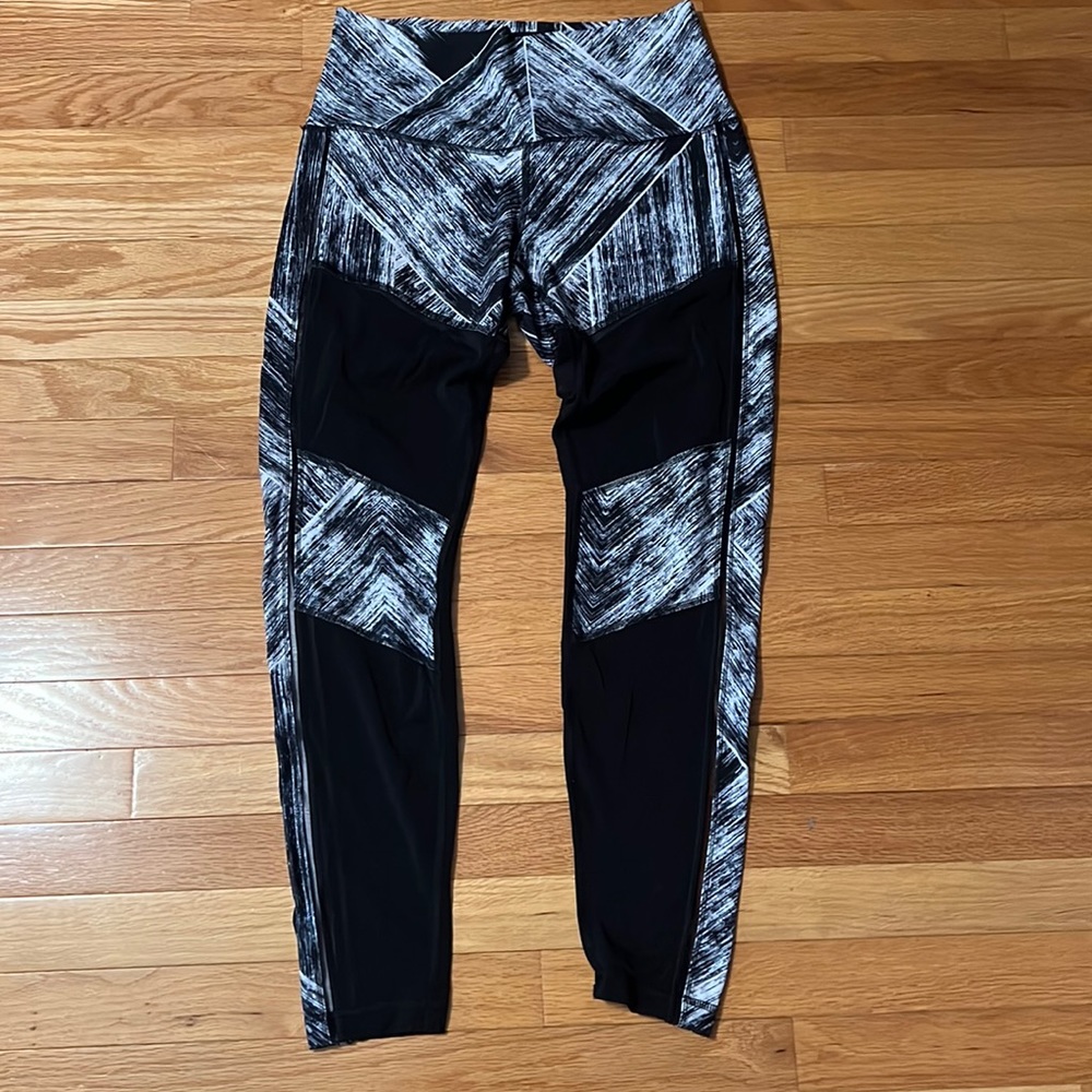 Lululemon mesh leggings size 10 30% off bundles